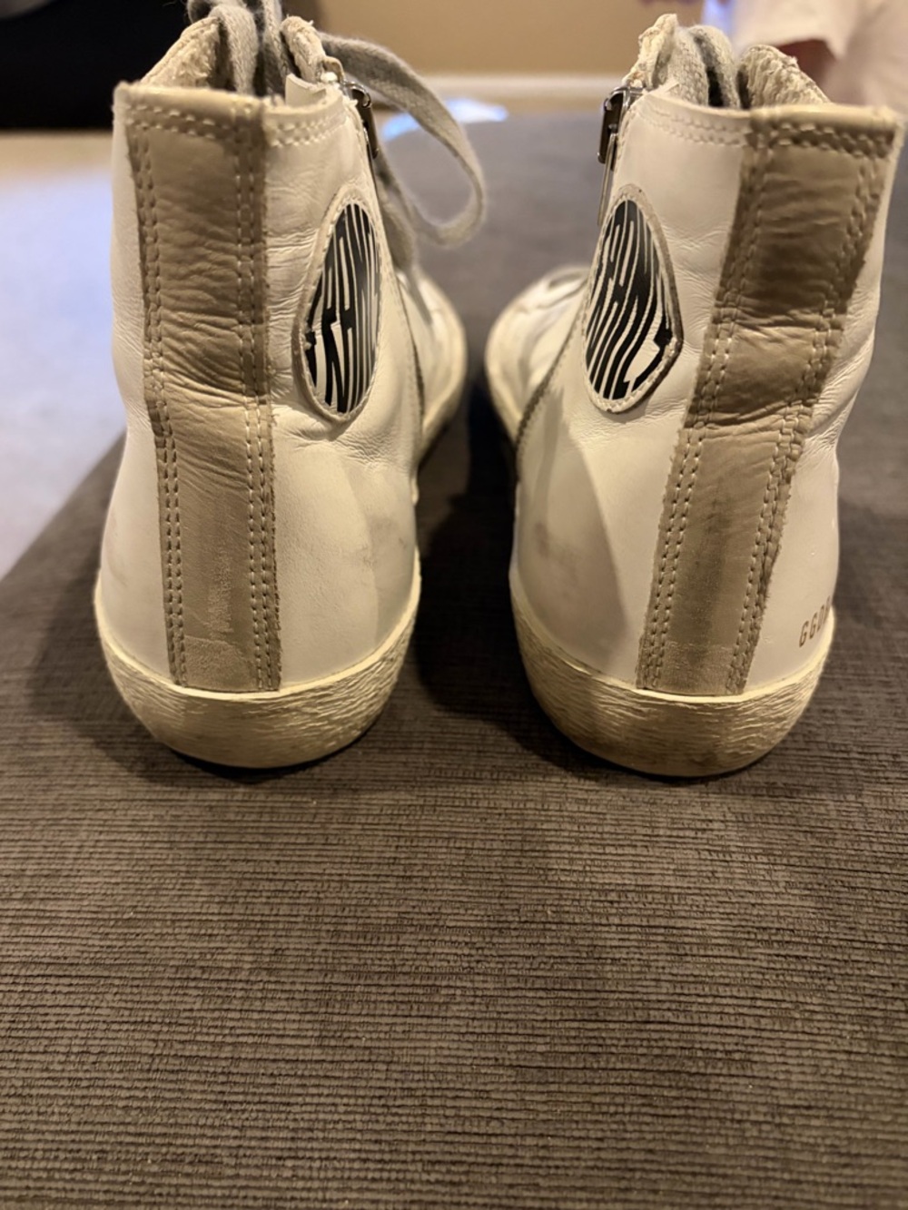 Golden Goose High-Top Sneakers in White with Silver Star Size 8.5/9 EU39 - Picture 6 of 13